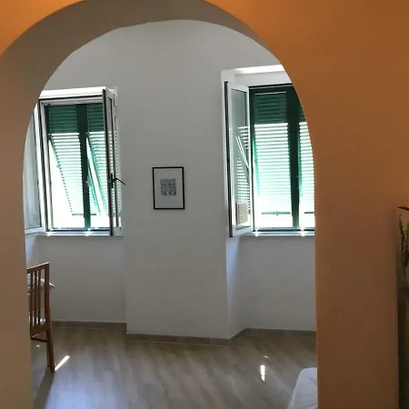 New Maria's House Livorno. La Fortezza *
